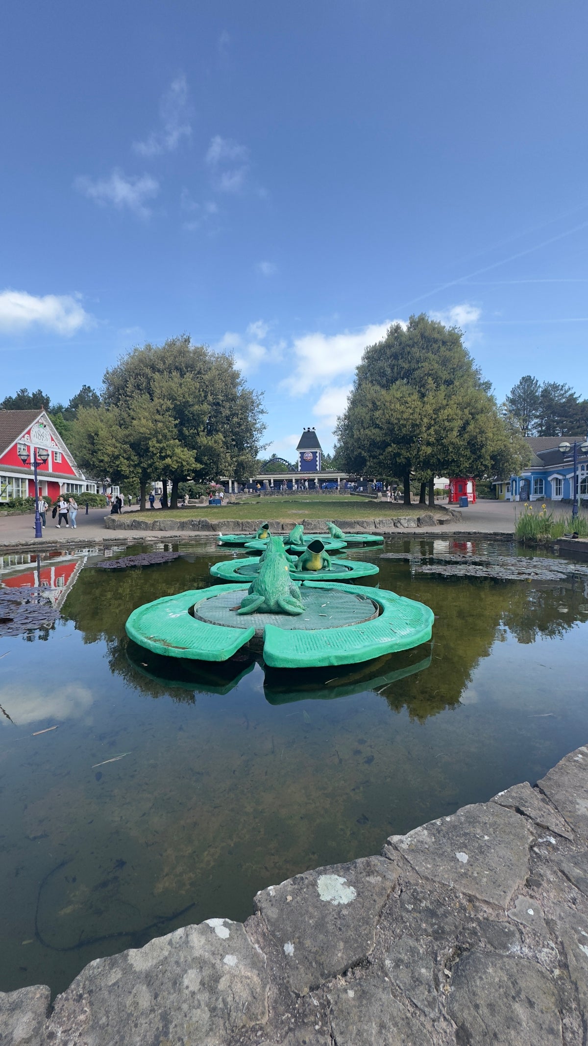 Booking Alton Towers with Vouchers: A Guide to Using Promotional Deals