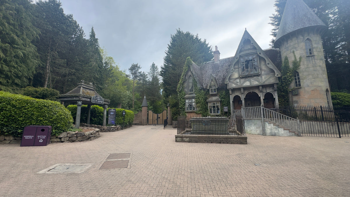 how scary alton towers scarefest mazes guide fear type mub5mt57