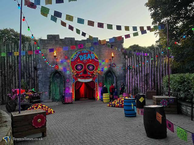 Scarefest on a Budget: How to Do the Event Without Paying for Every Maze
