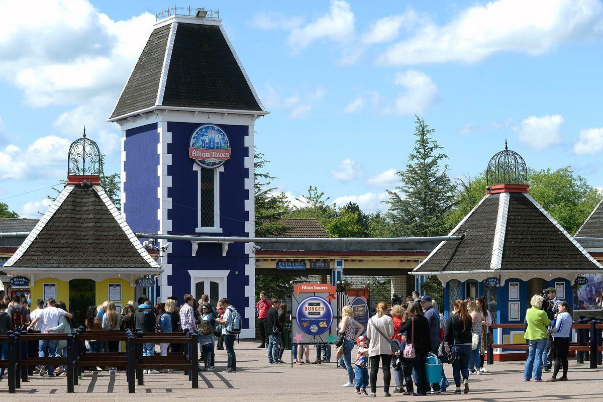 Should You Take a Bag to Alton Towers? An Honest Answer